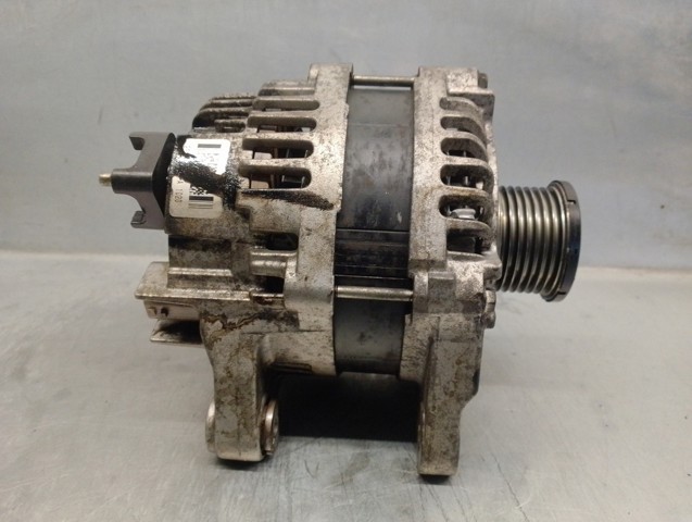 231000024R RENAULT Alternador  en stock Huelva