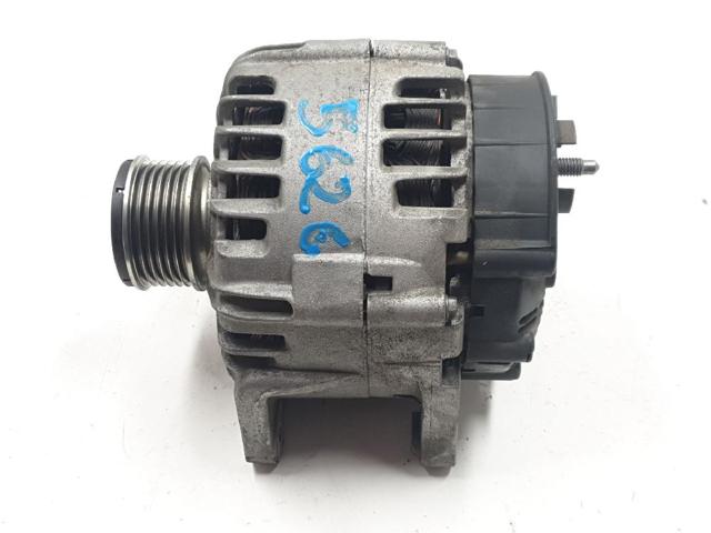231000026R Renault (RVI)