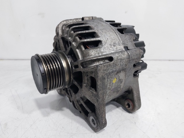 231000027R Alternador  en stock Castellón