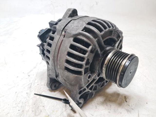 2310000Q0M NISSAN Alternador  disponible Ourense