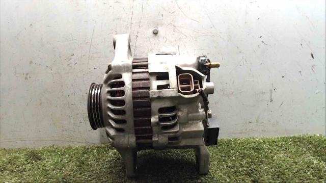 Generador para Nissan Primera  (P10)