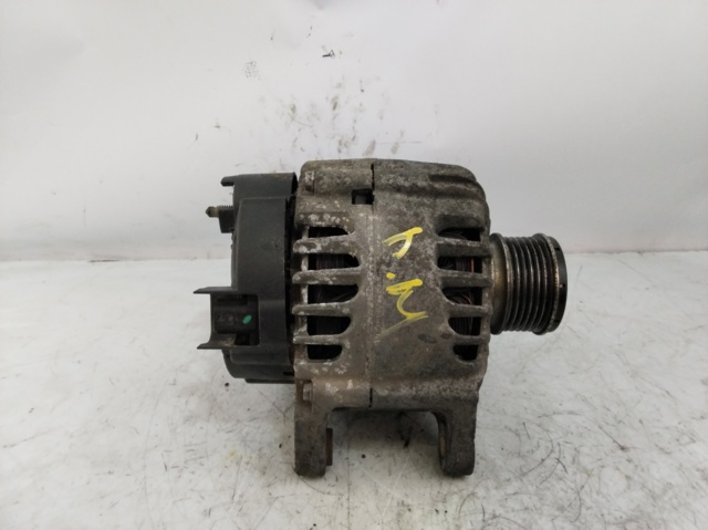 RENAULT 231001318R Alternador  disponible España