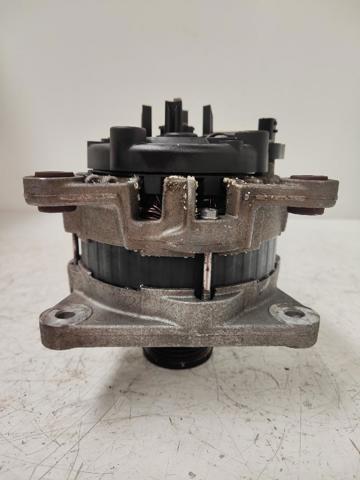 RENAULT 231001568R Alternador  en stock Terrassa