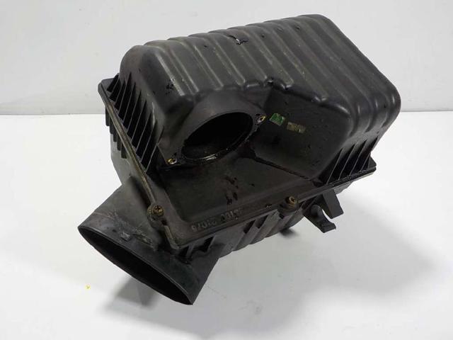 Caja del filtro de aire SsangYong Rodius ()