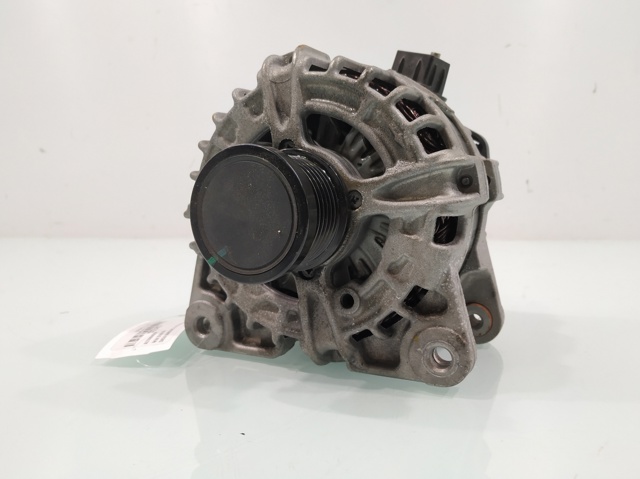 RENAULT 231002175R Alternador  disponible Lugo
