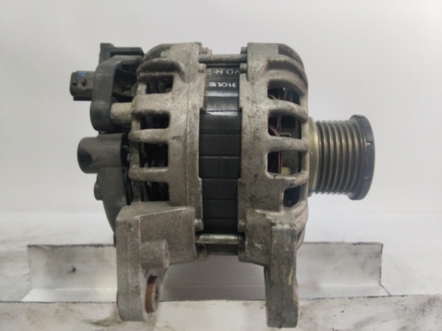 RENAULT 231002854R Alternador  disponible Valladolid