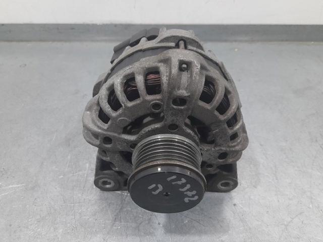 231002949R Alternador  en stock Sabadell