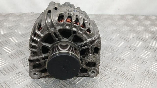 231003831R RENAULT Alternador  disponible Ourense