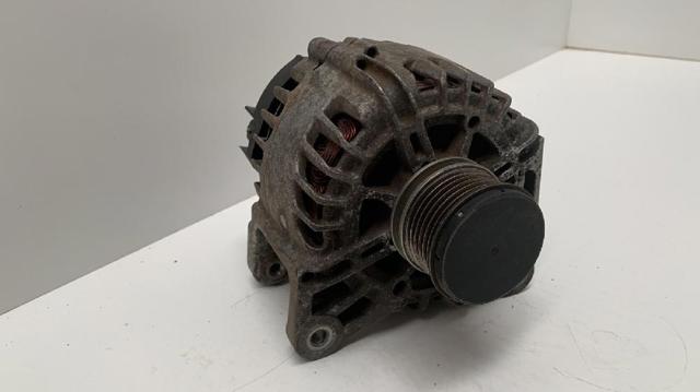 231003831R RENAULT Alternador comprar Alcalá