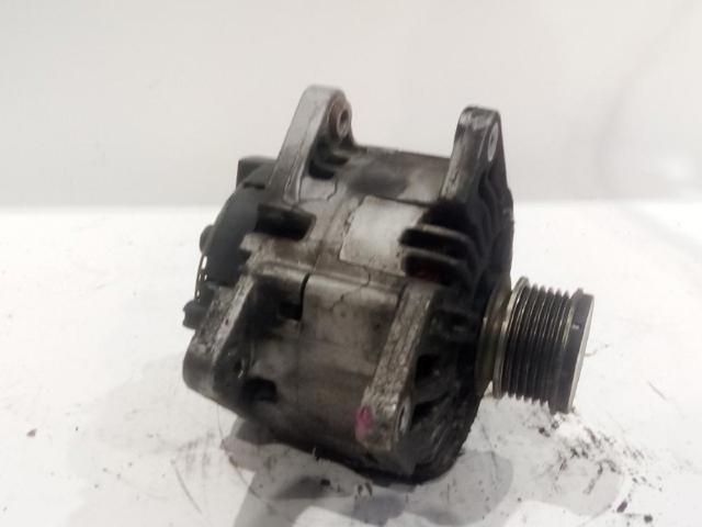 231004554R RENAULT Alternador  disponible Alicante