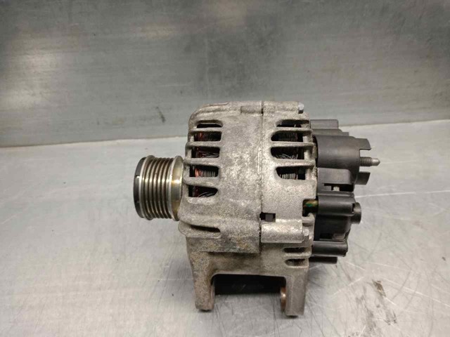 231004864R RENAULT Alternador comprar Madrid