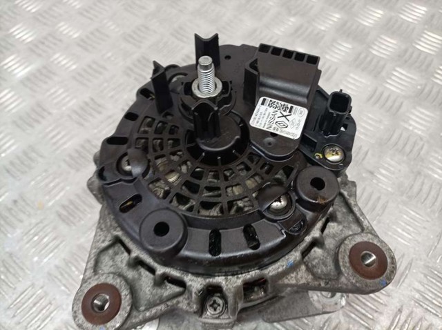 231004EA0A Alternador  disponible Málaga
