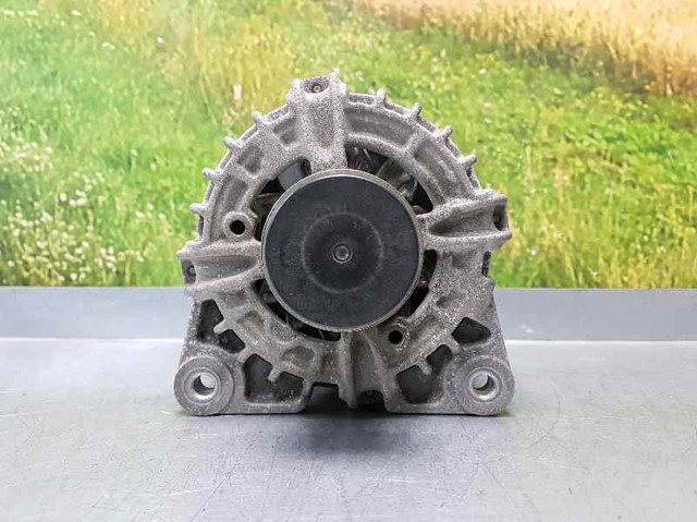 231004EA0A NISSAN Alternador  en stock Córdoba