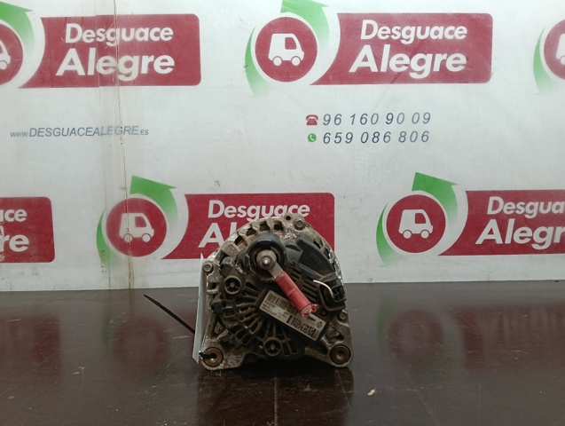 RENAULT 231007033R Alternador  en stock Salamanca