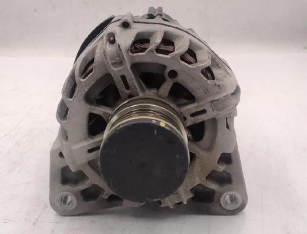 231007582R Alternador  disponible Málaga