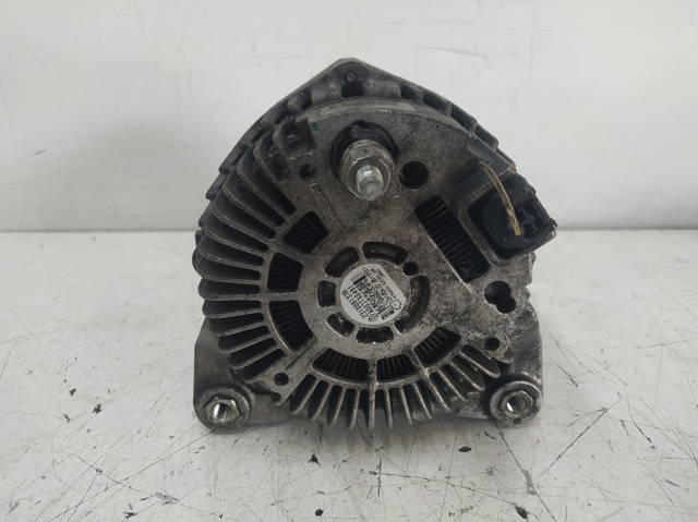 231008137R Alternador  disponible Burgos