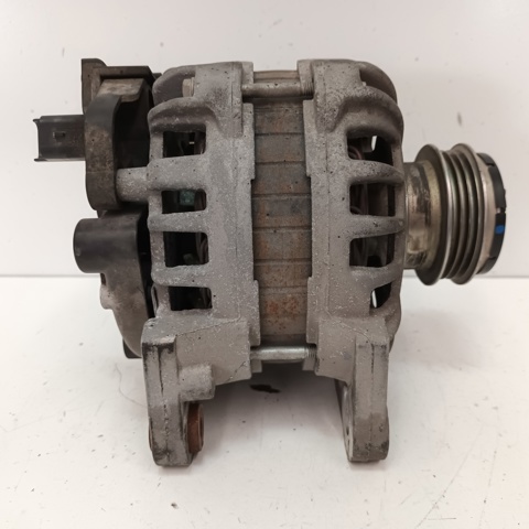 231008386R RENAULT Alternador  en stock Huelva