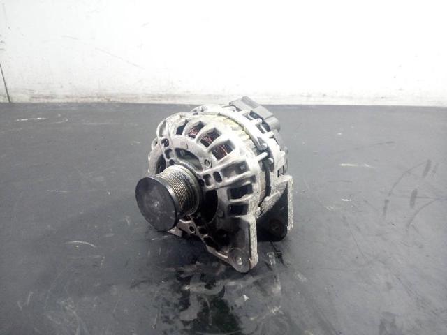 RENAULT 231008593R Alternador  comprar en Murcia
