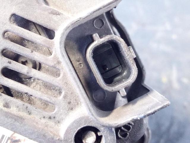 231008918R Alternador  en stock Granada