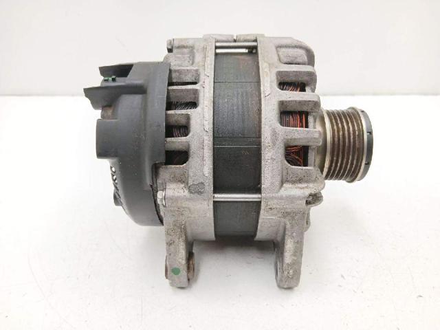 RENAULT 231009392R Alternador  en stock Terrassa