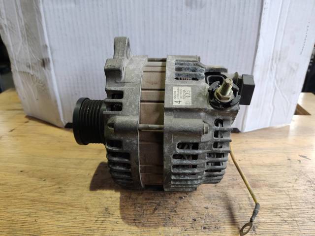 23100AU400 NISSAN Alternador  comprar en Jaén
