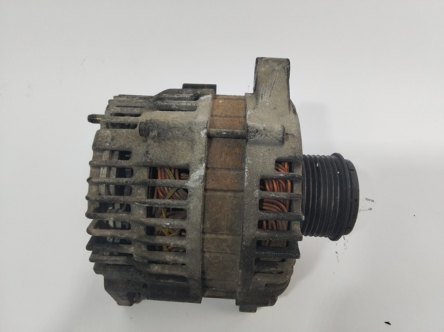 23100DB000 Alternador comprar Girona
