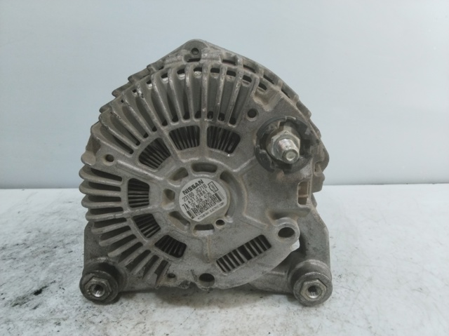 RENAULT 23100JG71B Alternador  en stock Salamanca