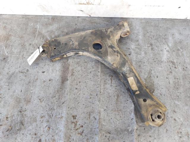 2313932 Brazo inferior izquierdo de la suspensión delantera  en stock Sabadell
