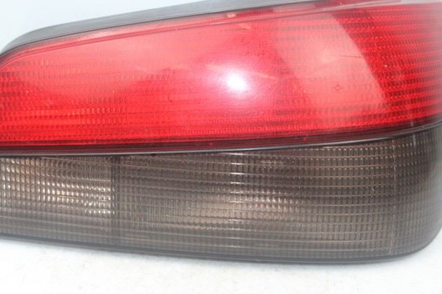 2321D Piloto trasero derecho  en stock Sabadell