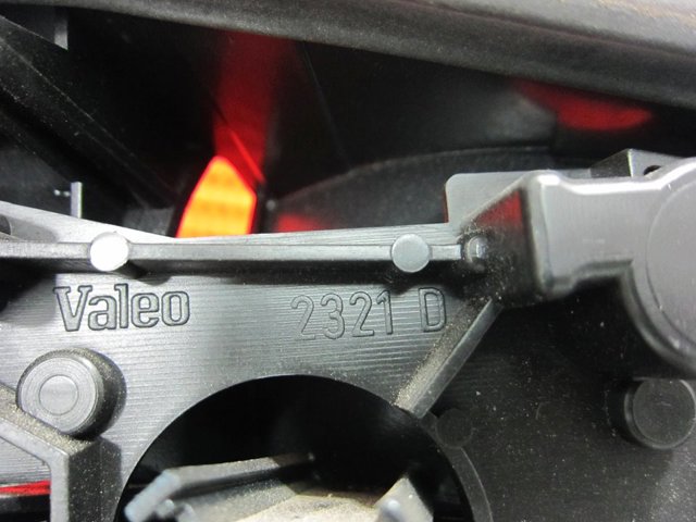 PEUGEOT 2321D Piloto trasero derecho  comprar en Albacete