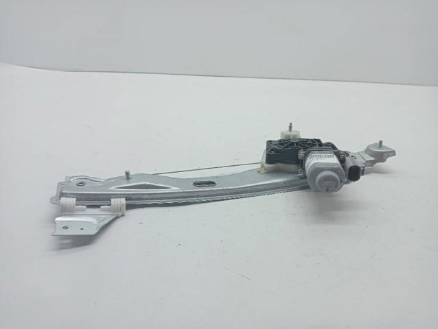 2323104 Ford