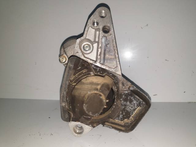 233000557R Renault (RVI)