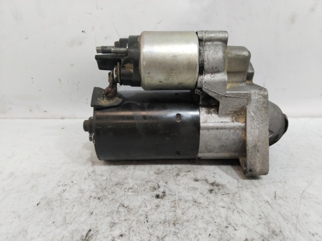 233001073R RENAULT Motor de arranque  en stock Córdoba