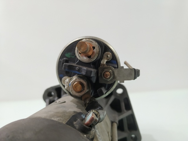 RENAULT 233001375R Motor de arranque  en stock Salamanca