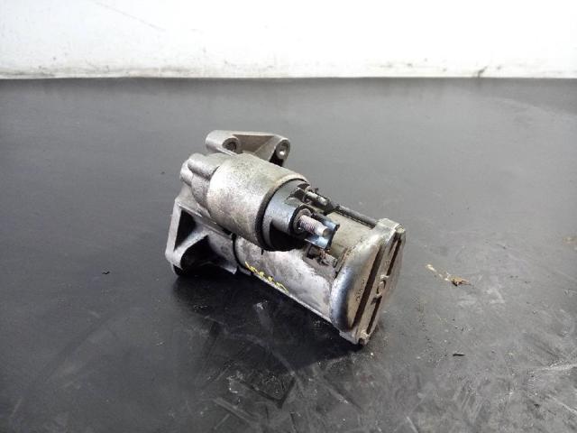 233001596R Nissan/Infiniti