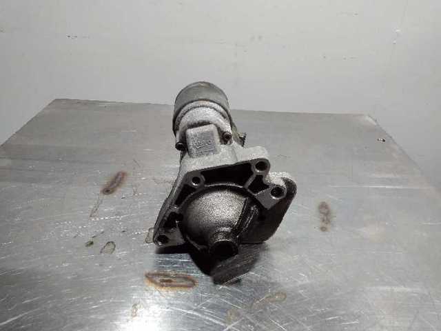233003329R Motor de arranque  disponible Utrera