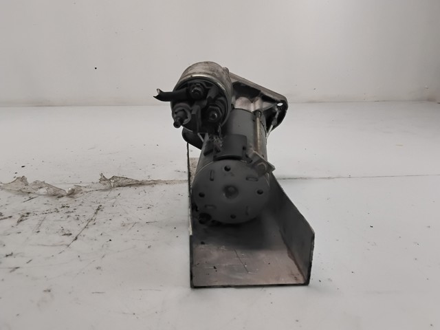 233003329R Motor de arranque  en stock Granada
