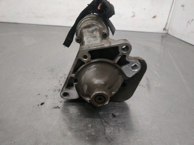 233003329R RENAULT Motor de arranque  disponible Alicante