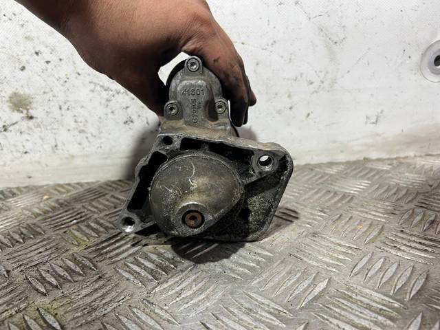 233004868R Motor de arranque comprar Sevilla