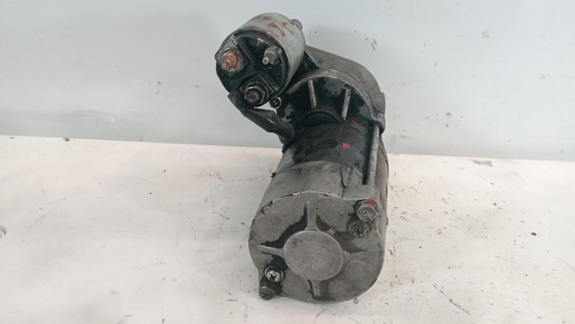 233005X00C Motor de arranque  disponible Burgos