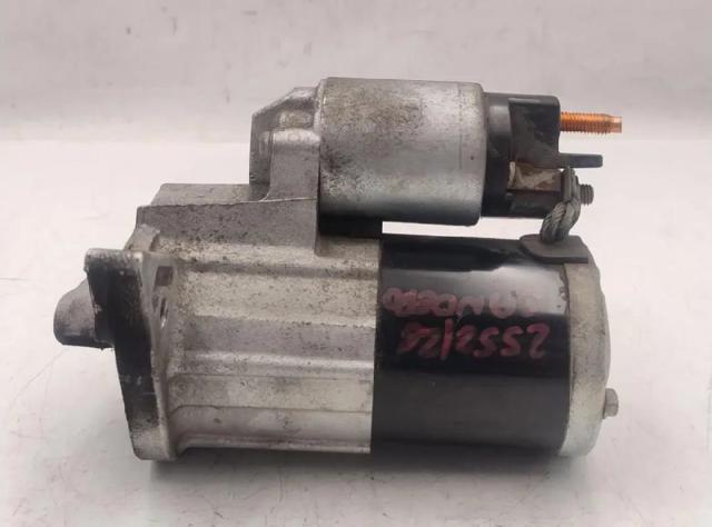 233006780R Motor de arranque  disponible Utrera