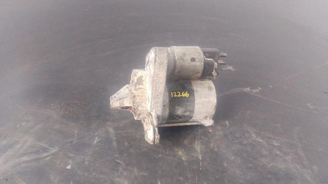 RENAULT 233007970R Motor de arranque  disponible España