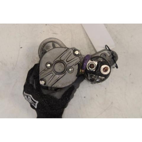 233008820R Motor de arranque  en stock Castellón