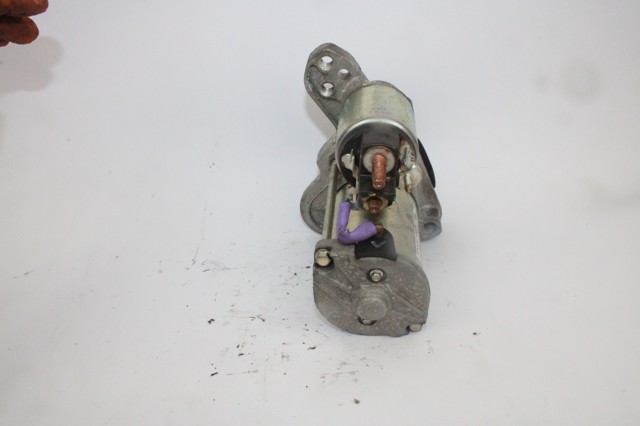 RENAULT 233008820R Motor de arranque  comprar en Murcia