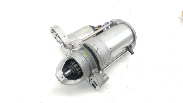 RENAULT 233008820R Motor de arranque  en stock Salamanca
