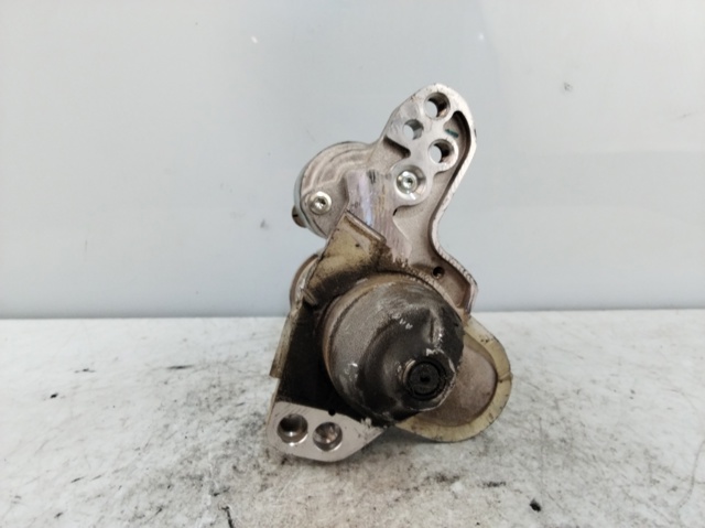 233008820R RENAULT Motor de arranque  disponible Ourense