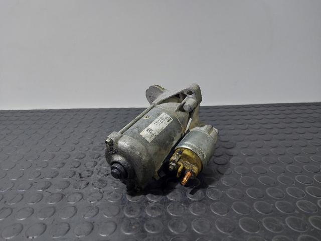 233009813R Motor de arranque  disponible Burgos