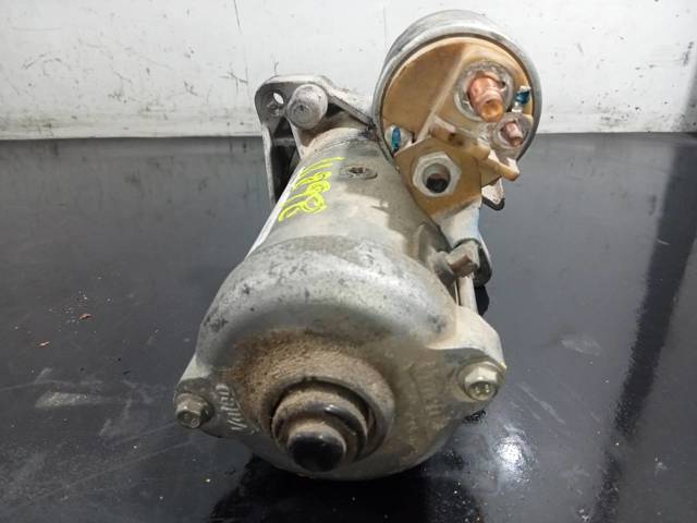 233009813R Motor de arranque  disponible Utrera