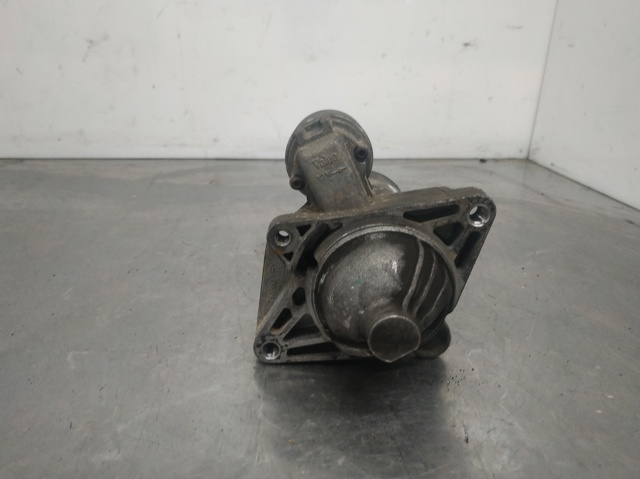 Arrancador 23300JG70A NISSAN