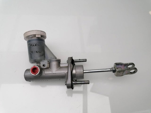 Cilindro maestro de clutch 2345A053 MITSUBISHI